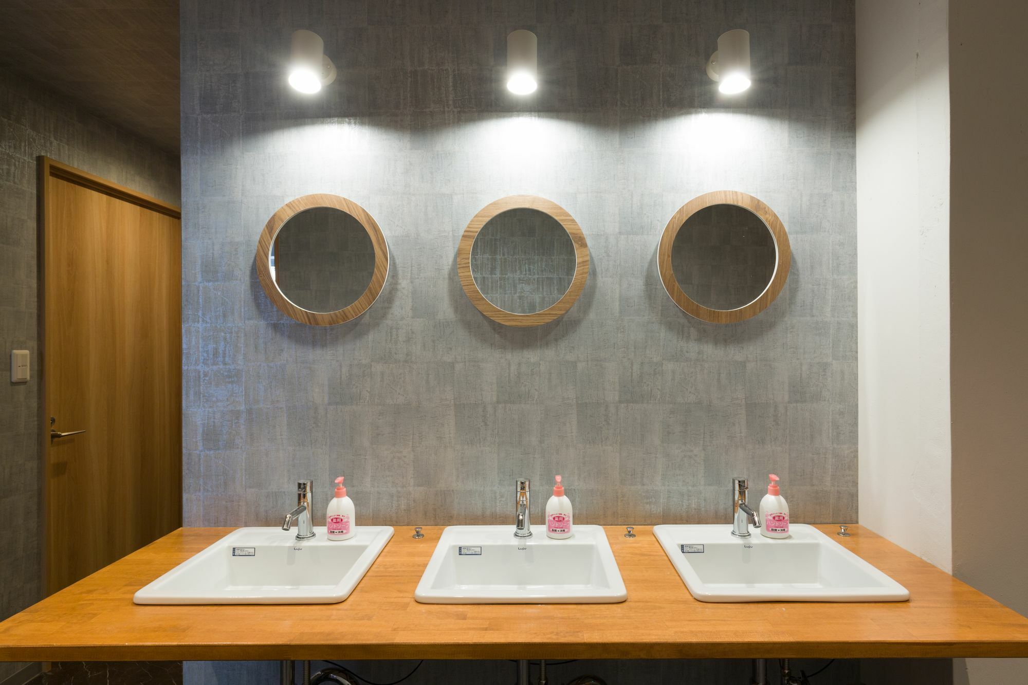 The Pisces Inn Фукуока Екстер'єр фото